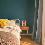 Апартаменты Cozy And Colorful In Center