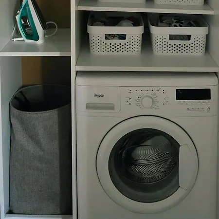 Cozy And Colorful In Center Lejlighed